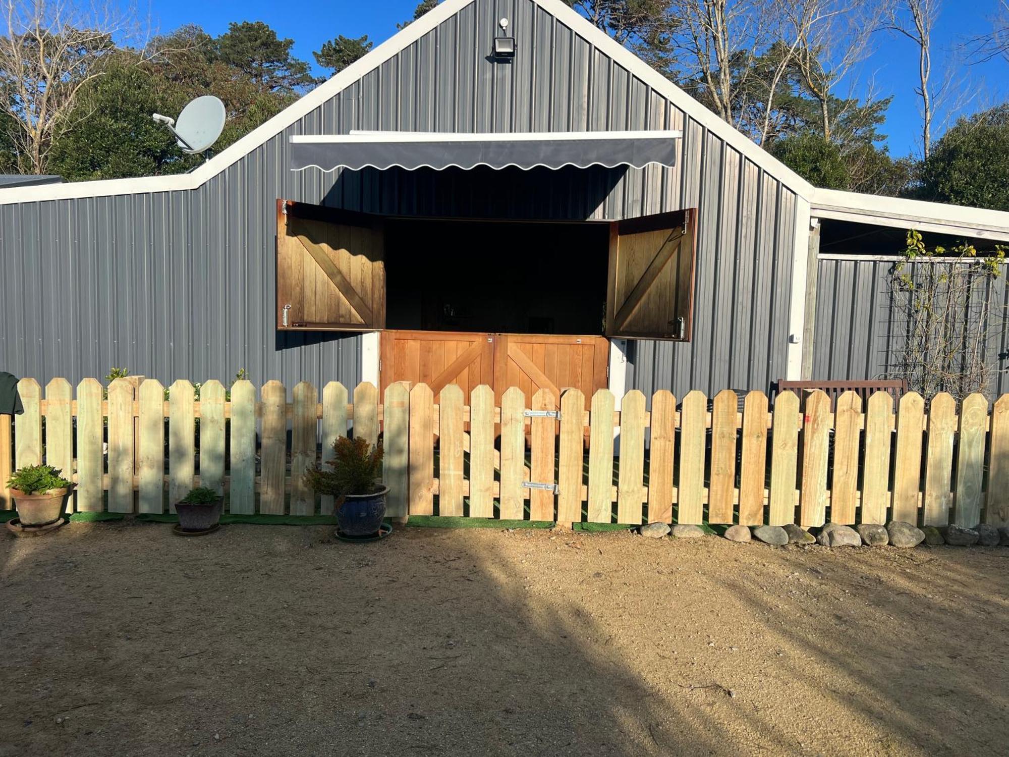 Waiora La Grange Cottage Otaki Exterior foto